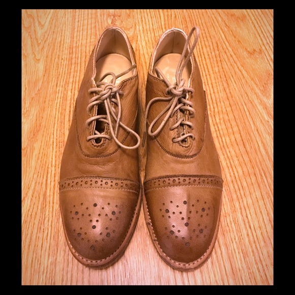 Vintage shoe company 🌸 - Picture 1 of 5